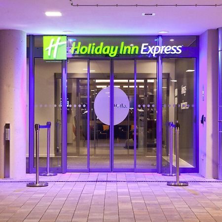 Holiday Inn Express Fuerth By Ihg المظهر الخارجي الصورة