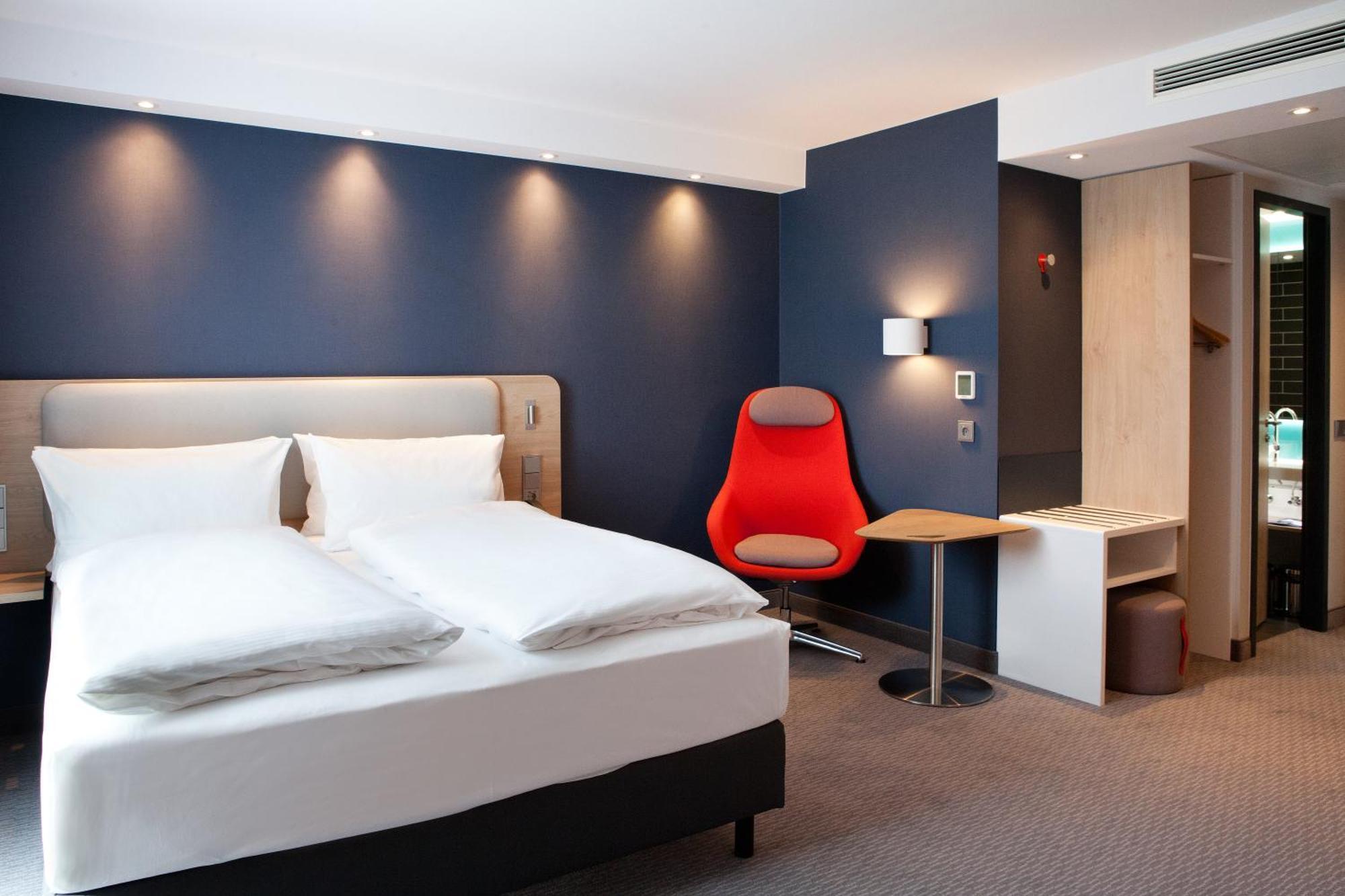 Holiday Inn Express Fuerth By Ihg المظهر الخارجي الصورة